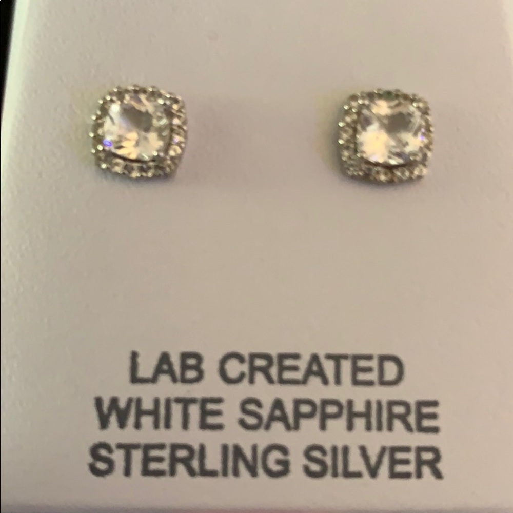 White sapphire studs